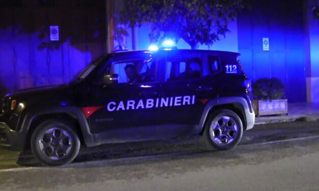 ESCE PER LA PARTITA E VIENE ARRESTATO