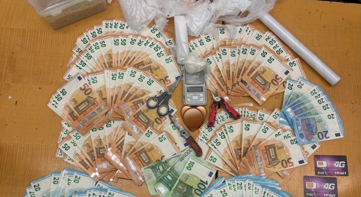 CONTANTI DA SPACCIO E DROGA, ARRESTATO 26ENNE