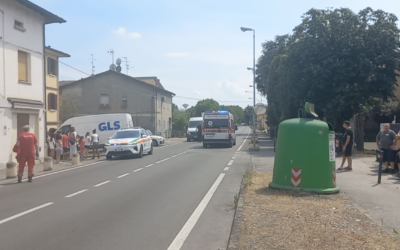 CADELBOSCO, BIMBA FERITA IN INCIDENTE