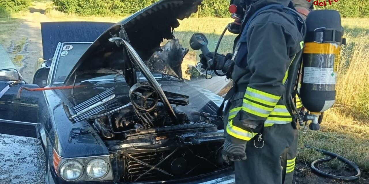 VA A FUOCO L’AUTO DELLO SPOSO MA LUI ESCE ILLESO E IL MATRIMONIO NON SALTA
