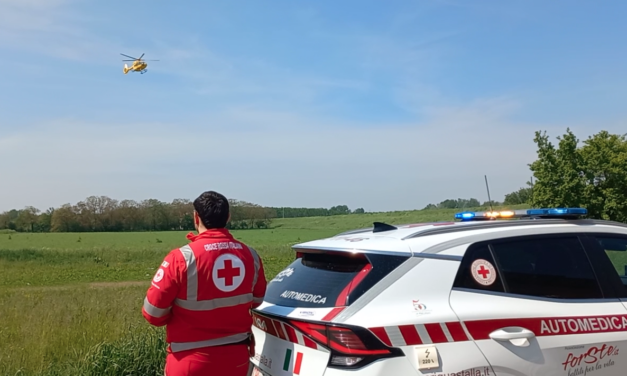 INFORTUNIO A CADELBOSCO, COLPITO DA COLONNINA IN CEMENTO, GRAVE 35ENNE