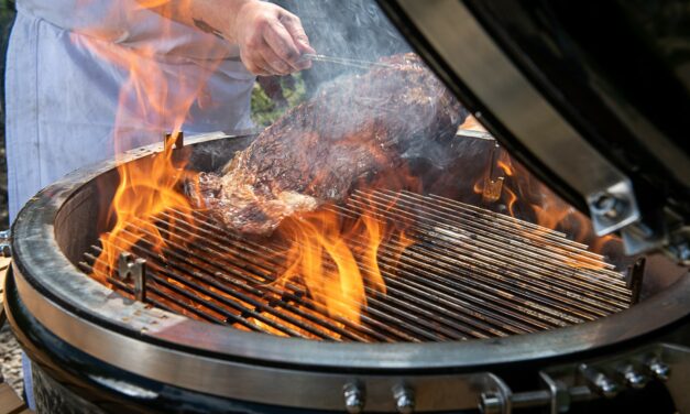 GATTATICO, IN FIAMME UN BARBECUE, UN FERITO LIEVE