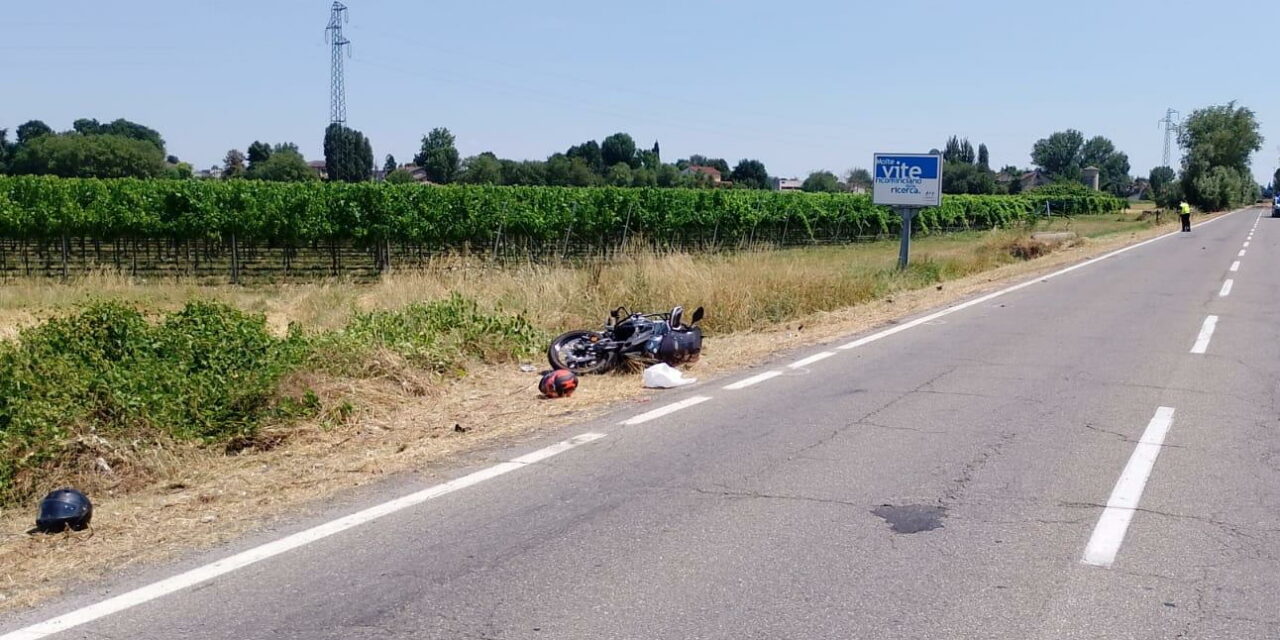CADELBOSCO, SCHIANTO AUTO-MOTO, GRAVI DUE CENTAURI