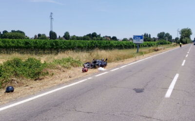 CADELBOSCO, SCHIANTO AUTO-MOTO, GRAVI DUE CENTAURI
