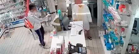 NUOVA RAPINA A MANO ARMATA ALLA FARMACIA DI COVIOLO