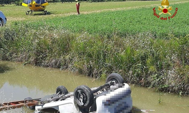 REGGIOLO, AUTO NEL CANALE, MUORE 21ENNE