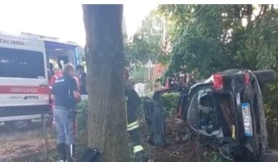 GUASTALLA, SCHIANTO IN AUTO. GRAVE UN GIOVANE