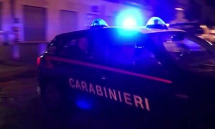 AGGREDITO PER VIA DI UNA RAGAZZA, UNA DENUNCIA
