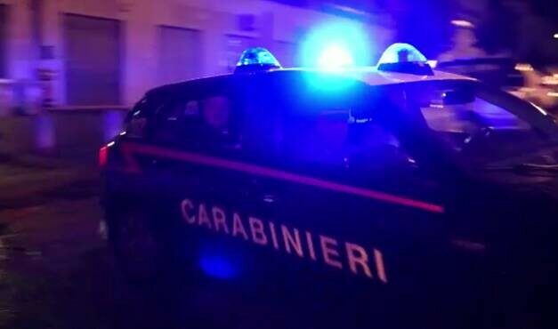 AGGREDITA IN VIA AGOSTI MENTRE CONSUMA DROGA