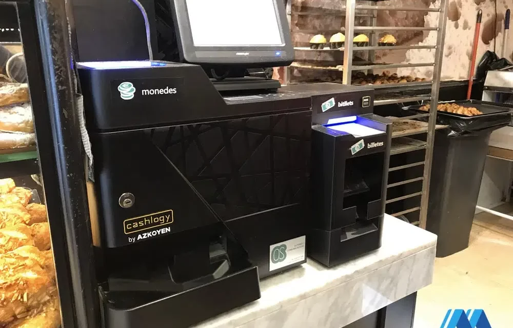 PAGANO LA META’ DELLA MERCE ALLE CASSE AUTOMATICHE, DENUNCIATI