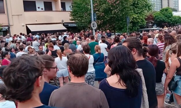 UN FIUME DI GENTE PER RICORDARE RAFFAELE STIPA ( vedi servizio tg)