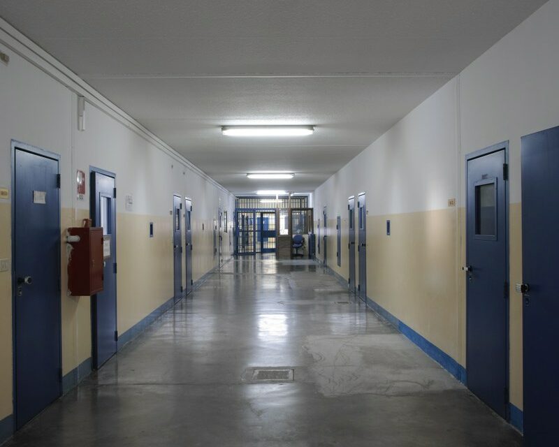DETENUTI VIOLENTI, DUE AGGRESSIONI IN CARCERE AI DANNI DI AGENTI DELLA PENITENZIARIA