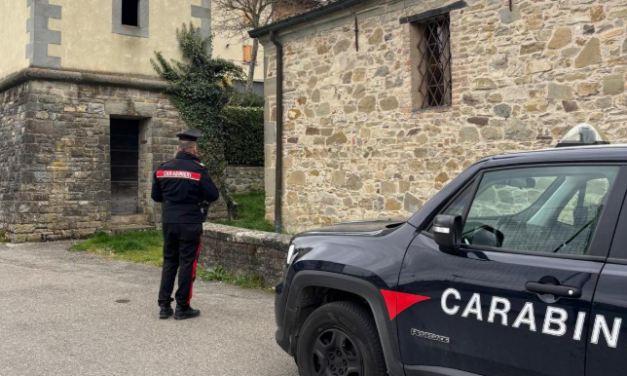 TOANO, DUE DENUNCE PER TRUFFA DEL FINTO CARABINIERE