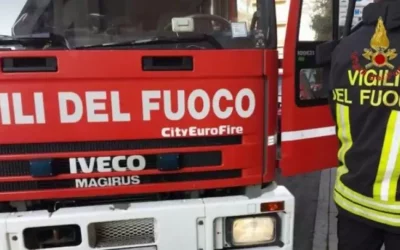 SAN MARTINO IN RIO, INCENDIO IN UN’AZIENDA, EVACUATI 30 OPERAI