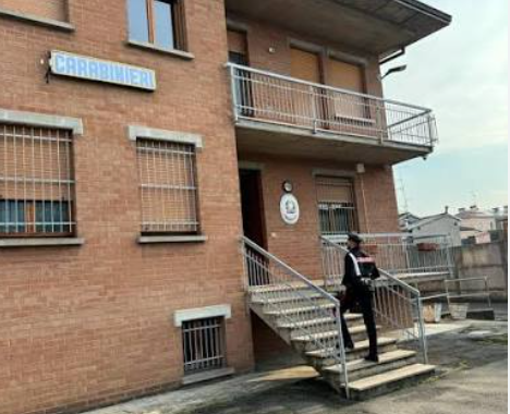 21ENNE MINACCIA DI MORTE UN 28ENNE PER RANCORI ECONOMICI