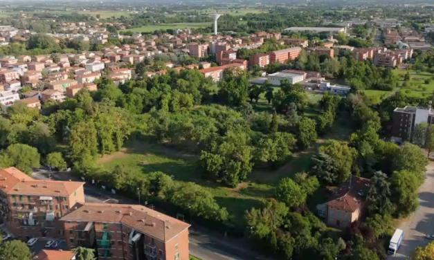 BOSCO OSPIZIO, BATTAGLIA A CARTE BOLLATE