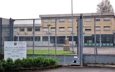 FURTO E VIOLENZA SESSUALE, FINISCE IN CELLA