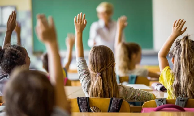 REGGIO, DA DOMANI RIAPRONO 15 SCUOLE SOLO PER 700 STUDENTI