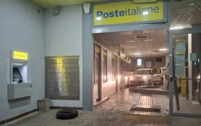 RUBIERA, TENTATO COLPO ALLE POSTE, DUE ARRESTI