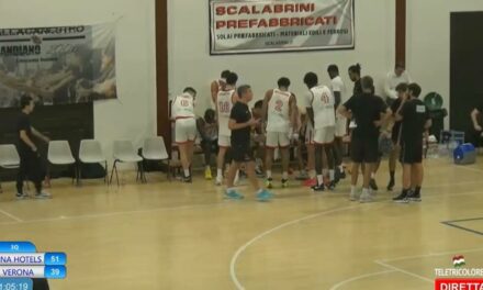UNA HOTELS 77 – TEZENIS VERONA 67