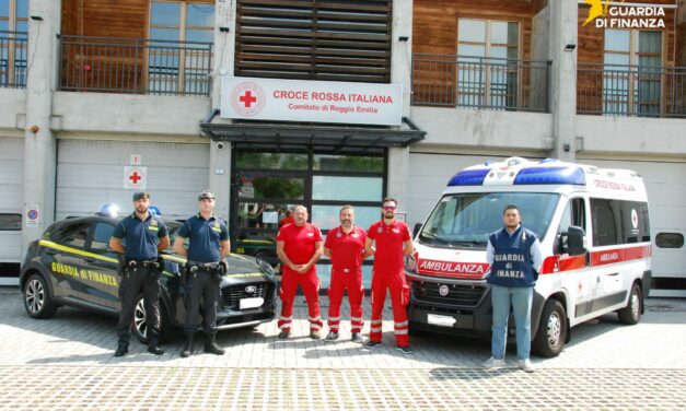LA GUARDIA DI FINANZA DONA IN BENEFICENZA BENI SEQUESTRATI