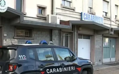 CASTELNOVO MONTI, COLPISCE UN MEDICO CON UN PUGNO