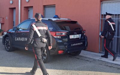 RUBANO IL PORTAFOGLIO A UN’ANZIANA