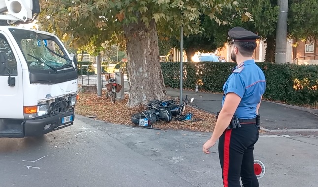 GUASTALLA, SCHIANTO IN MOTO, FERITO 17ENNE