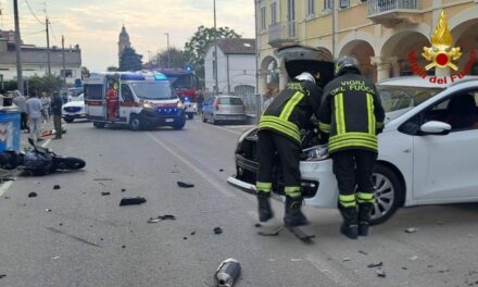 ROLO, GRAVE SCHIANTO AUTO MOTO