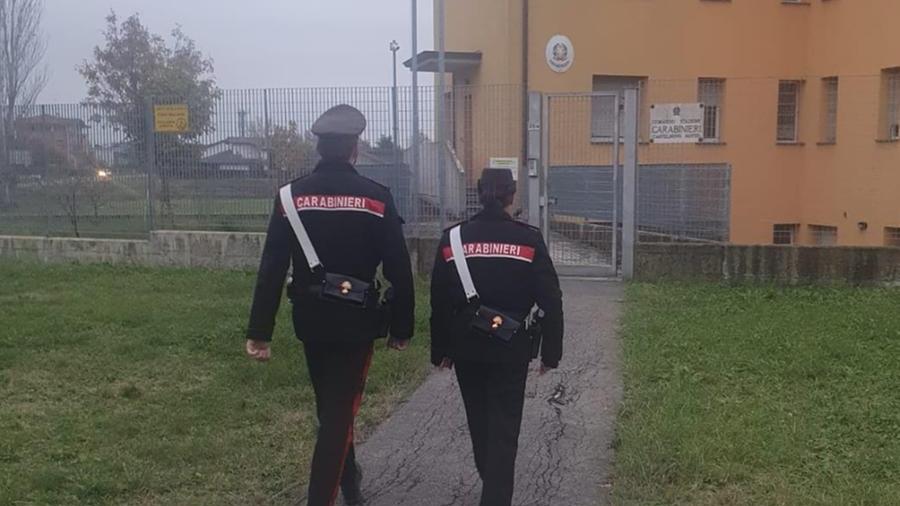 VIOLENTO PER ANNI CON LA MOGLIE E LA FIGLIA, IN CARCERE