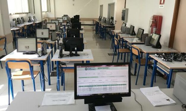 ESAMI PATENTI IRREGOLARI, PERQUISIZIONI ANCHE A REGGIO