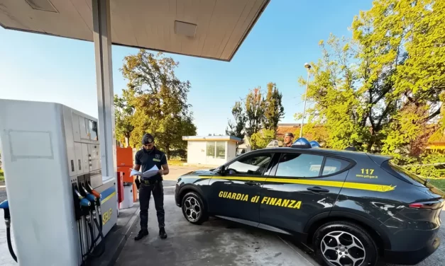 DISTRIBUTORI DI BENZINA, IRREGOLARI NEL REGGIANO OLTRE UNO SU TRE