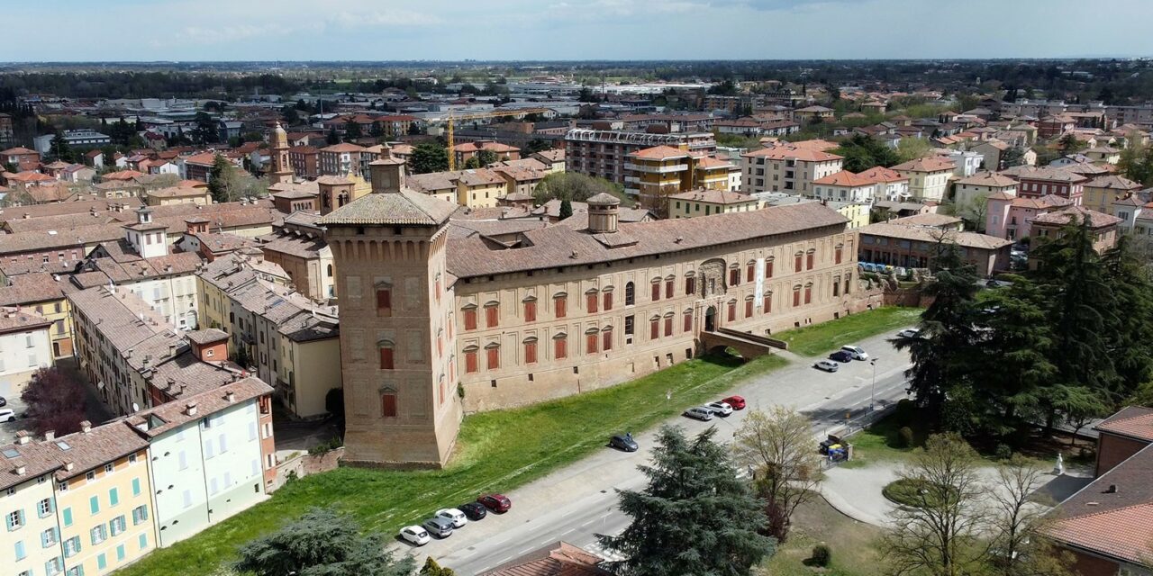 SCANDIANO, STRETTA ANTI-DEGRADO IN CENTRO
