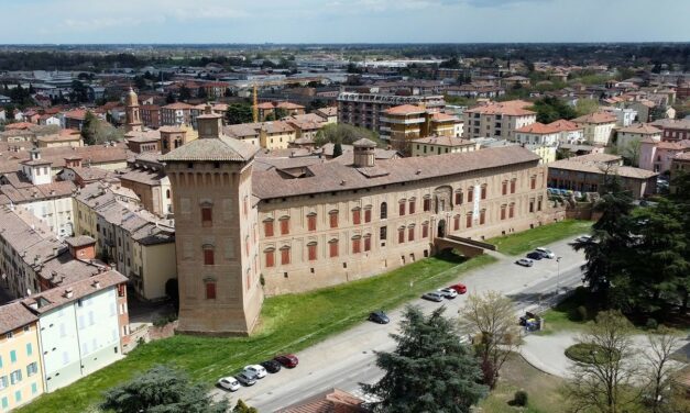 SCANDIANO, STRETTA ANTI-DEGRADO IN CENTRO