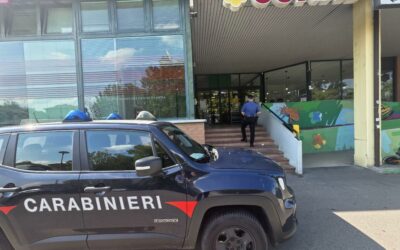 RUBA SALUMI E FORMAGGI DA 750 EURO, DENUNCIATO