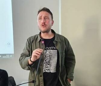 “STIPENDIO” PER I CONSIGLIERI, DE LUCIA DICE NO