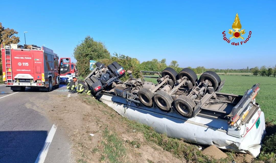 TIR RIBALTATO A CELLA, DISAGI AL TRAFFICO