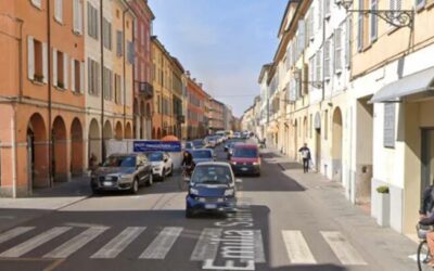 GRAFFITI IN CENTRO STORICO, DENUNCIATA UNA DONNA