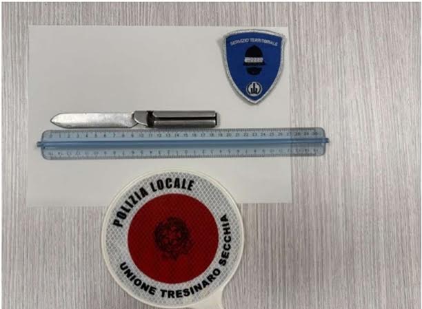 RUBIERA, SEMINA IL PANICO CON UN COLTELLO, DENUNCIATO 38ENNE TUNISINO