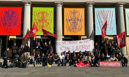 REGGIO, LO SCIOPERO DEI LAVORATORI DEI TEATRI
