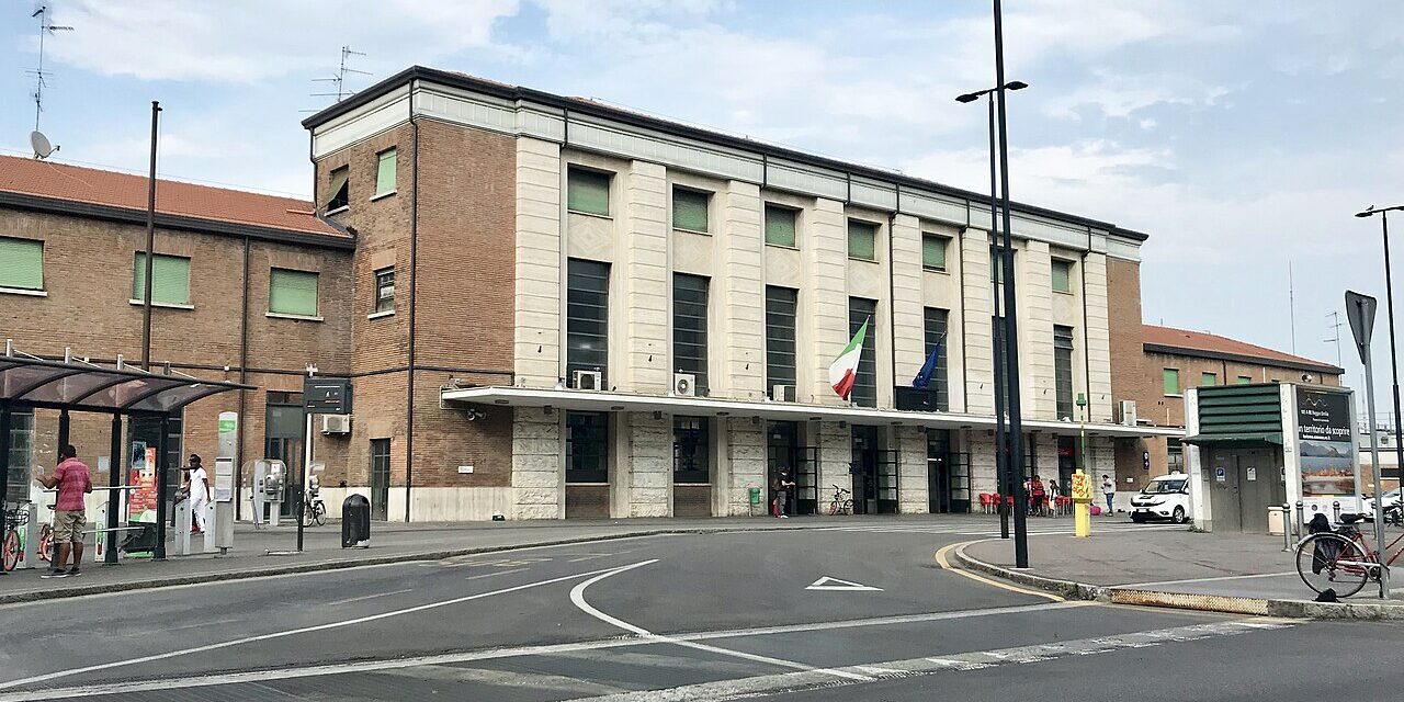 IMPIEGATA AGGREDITA IN STAZIONE, DENUNCIATO GAMBIANO