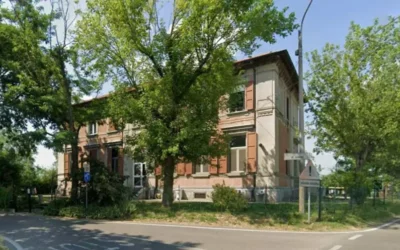 CANALI, L’EX SCUOLA “LA PULCE” IN VENDITA