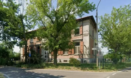 CANALI, L’EX SCUOLA “LA PULCE” IN VENDITA